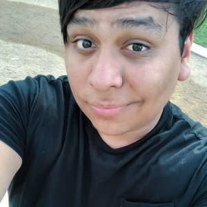 Meet your Posher, Ethan